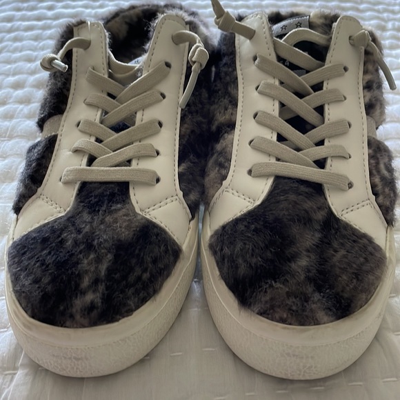 Vintage Havana charcoal gray faux fur slide sneakers size 6.5 - Picture 1 of 7